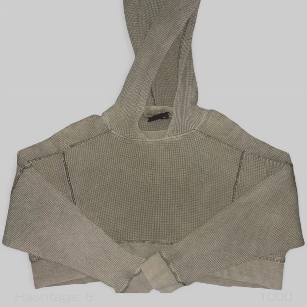 Urban Outfitters Women’s Cropped Hoodie Shirt Thermal Waffle Size XL Relaxed Fit - Picture 7 of 9